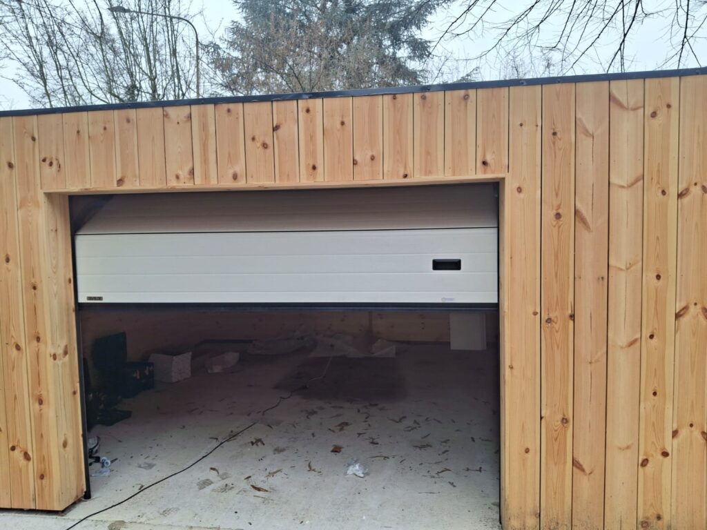 Porta sezionale a Castelfranco Emilia