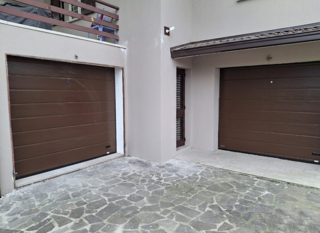 Porta sezionale garage Silvelox