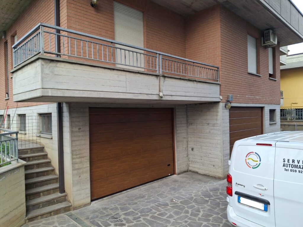 Porta sezionale Vignola